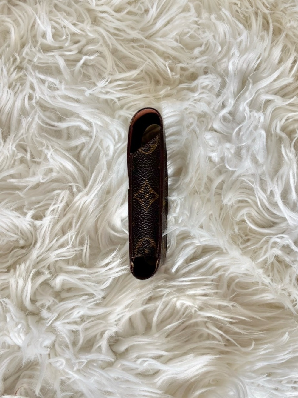 Louis Vuitton On the Go Pouch/Cigarette Case - Picture 5 of 11